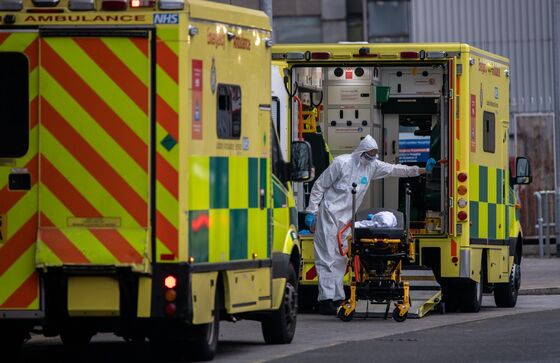 Early U.K. Covid Strategy Caused Many Deaths, Report Says