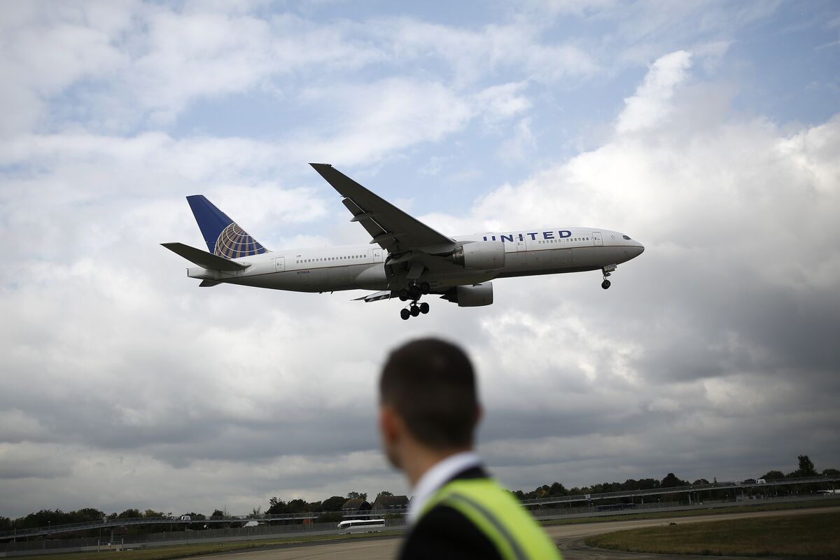 united-replaces-small-worker-bonuses-with-chance-to-win-100-000