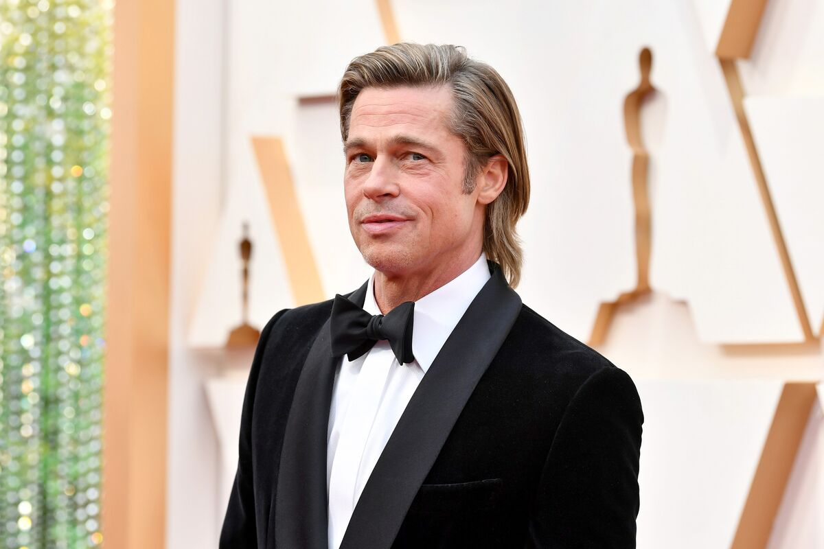 Brad Pitt Sues Angelina Jolie Over Chateau Miraval Winery Sale to Oligarch  - Bloomberg