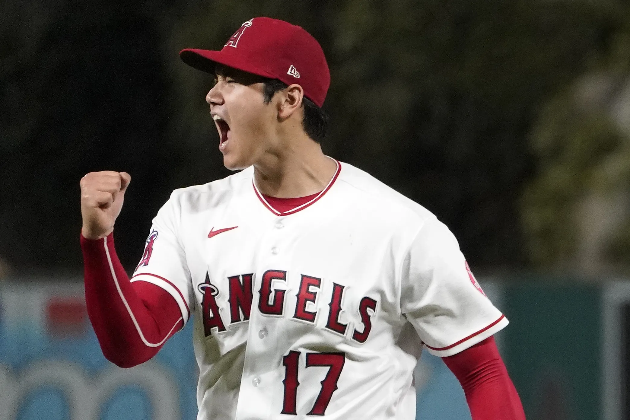 ANGELS 大谷翔平 ROOKIE TO R IN EACH OF 1 Ohtani Wins 6th Straight Start, Triples in Angels' 7-1 Win - Bloomberg