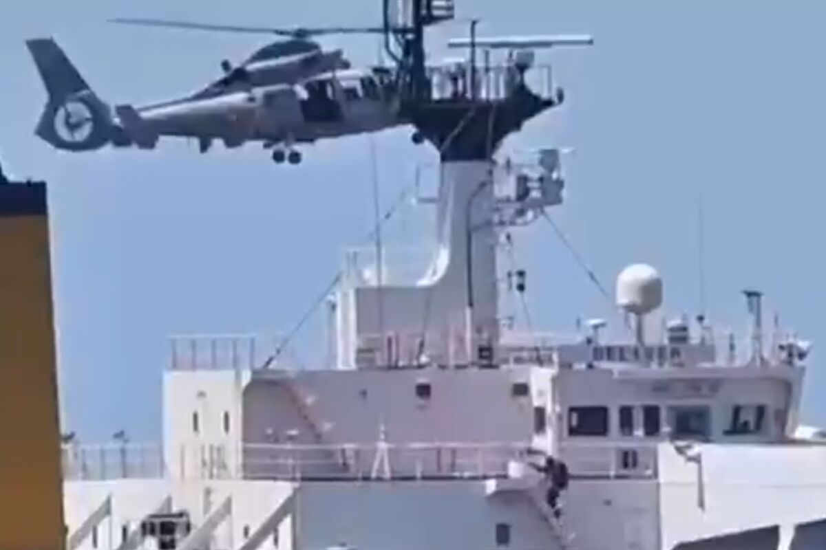 Macron Says French Navy Boards Shadow Fleet Tanker Off Sicily