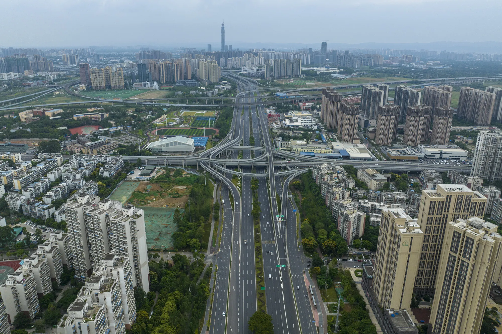 Near-empty streets after city-wide lockdown in Chengdu, on Sept.&nbsp;1.&nbsp;