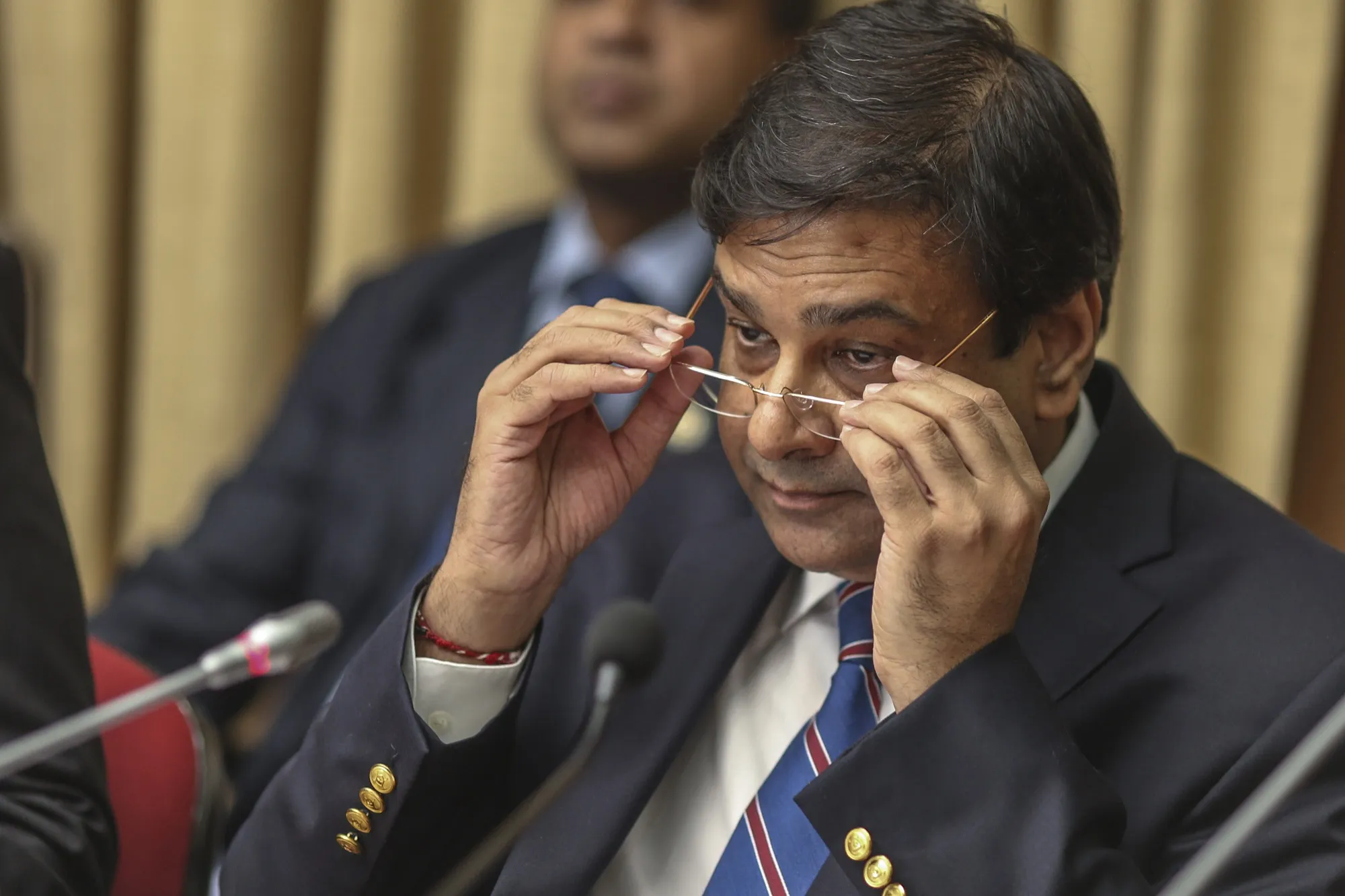 Urjit Patel’s decision to quit the Reserve Bank of India has a certain nobility. But he could at least have told us what's going on there.