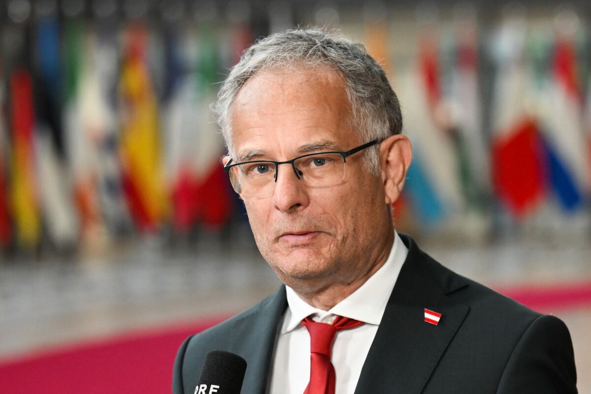 Popular Austrian Minister Makes Powerful Enemies With Parcel Tax Plan