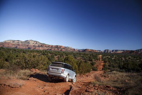 The standard and long wheelbase models are equally posh and feature extras like power adjustable front and rear seats; a power tailgate; a massive sliding glass automatic sunroof; and ambient lighting.