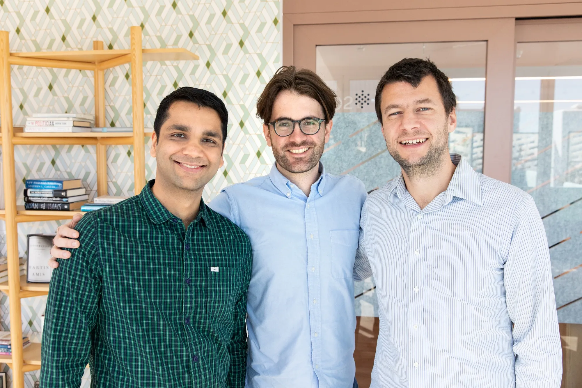 Початковий ШІ | Фотографії 2025 року