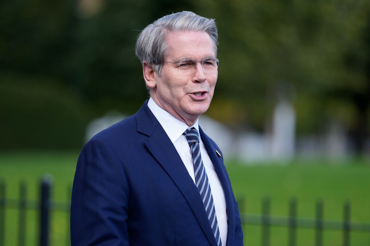 ⚫️ BLOOMBERG: Cinque finalisti per la successione di Jerome Powell alla Federal Reserve