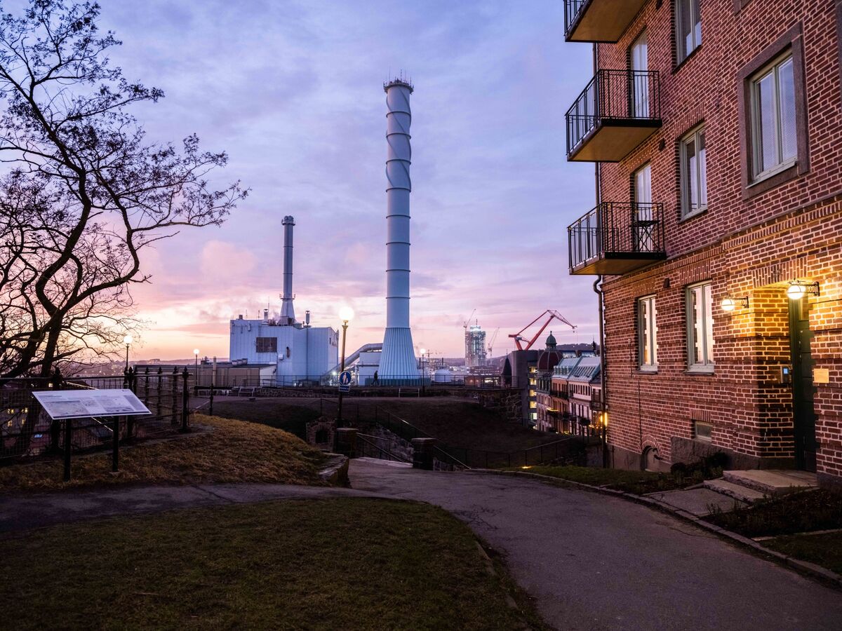 Sweden Forecasts Power Crunch as New Plants Lag Soaring Demand Bloomberg