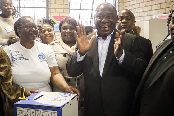 Ramaphosa's Economic Revamp at Stake as South Africa Votes