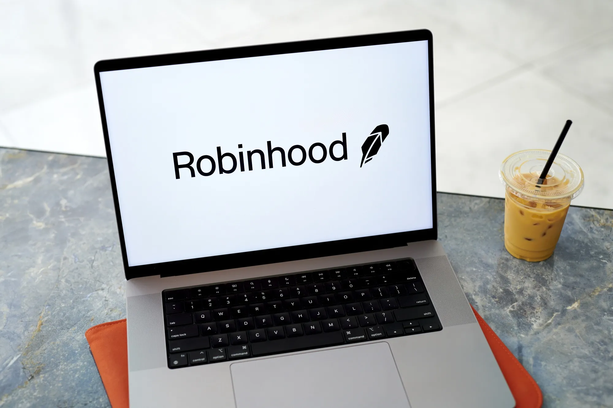 Robinhood (HOOD) to Buy Crypto Exchange Bitstamp in Global Expansion -  Bloomberg