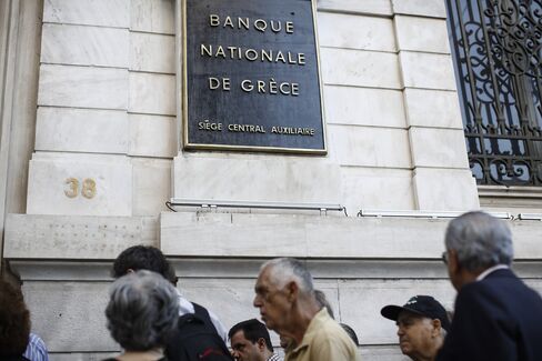 Bank Queues As Greece Reverses Payment Exemption For Pensioners