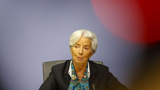 Lagarde’s Voila! Shows Ownership of ECB With Her Own Style