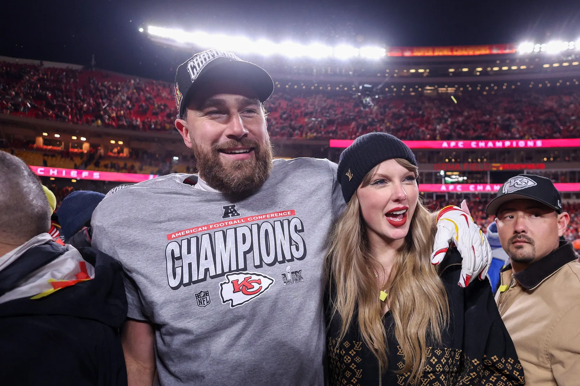 Taylor Swift’s appearance on Amazon’s&nbsp;show New Heights with the Kelce brothers&nbsp;quickly became&nbsp;one of the&nbsp;most popular podcast episodes of all time. 