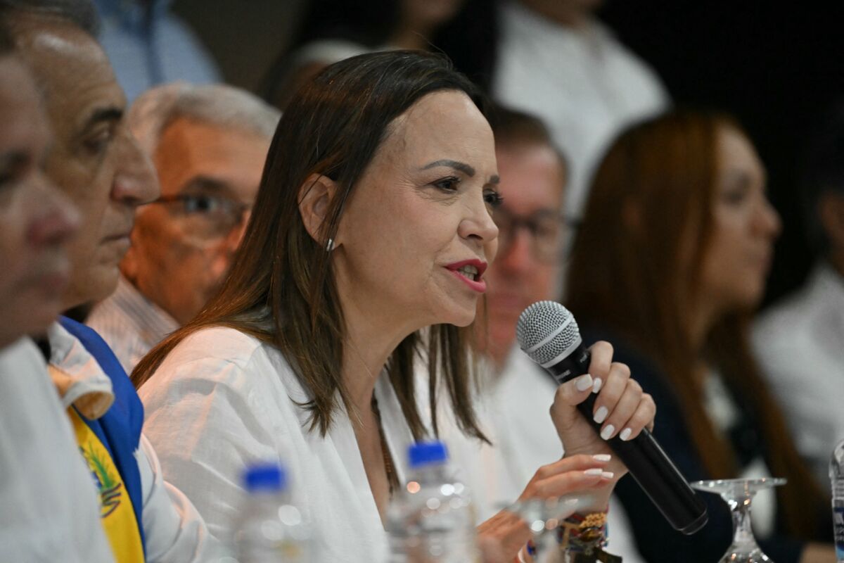 Venezuela’s Machado Plans Quick Return Amid Quake Response