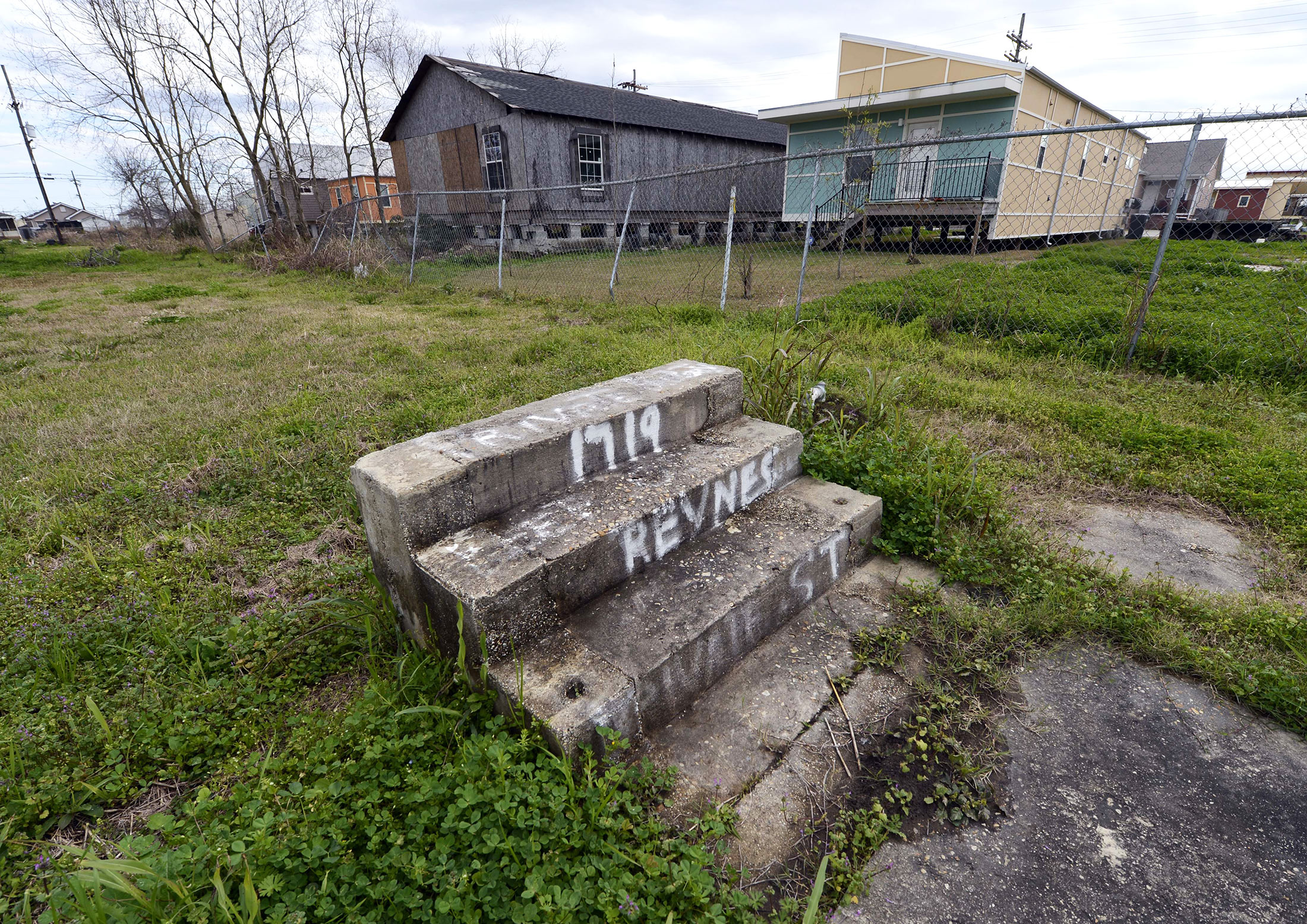 New Orleans Is Auctioning Off Vacant Lots Online Bloomberg