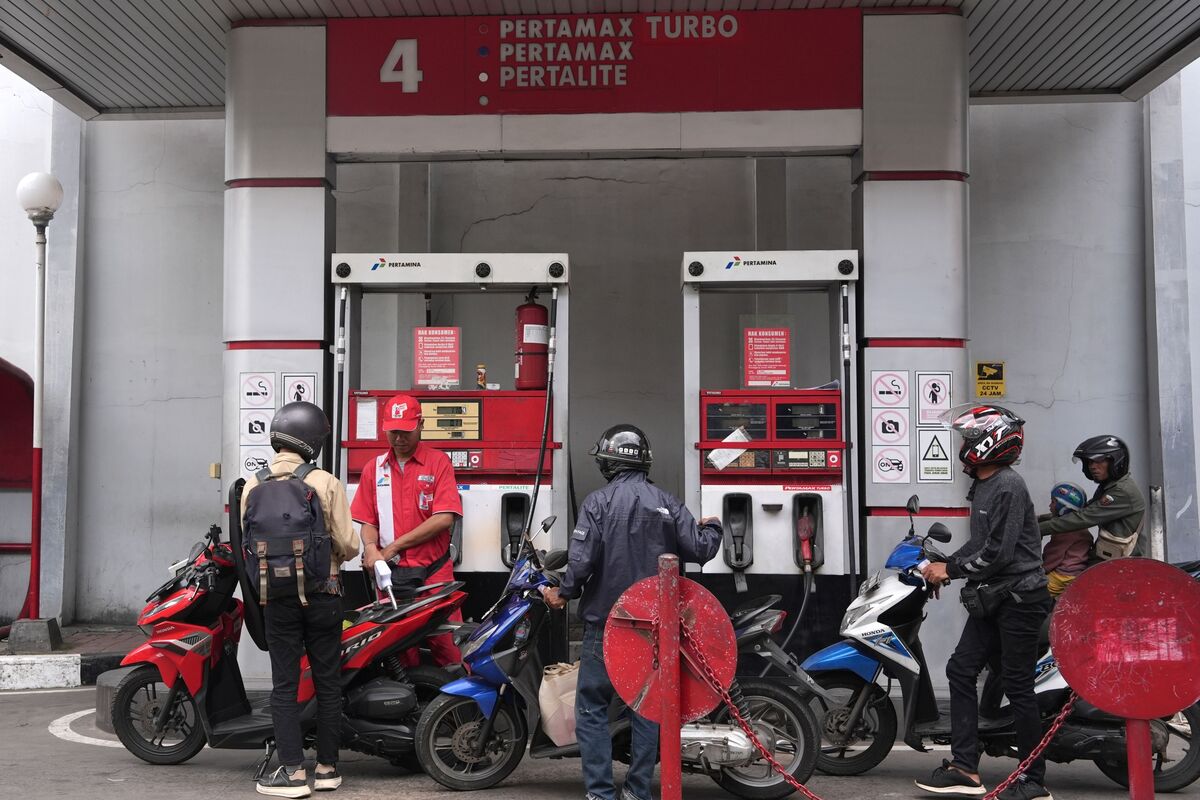 The Energy Crisis Is Becoming a Currency Crisis