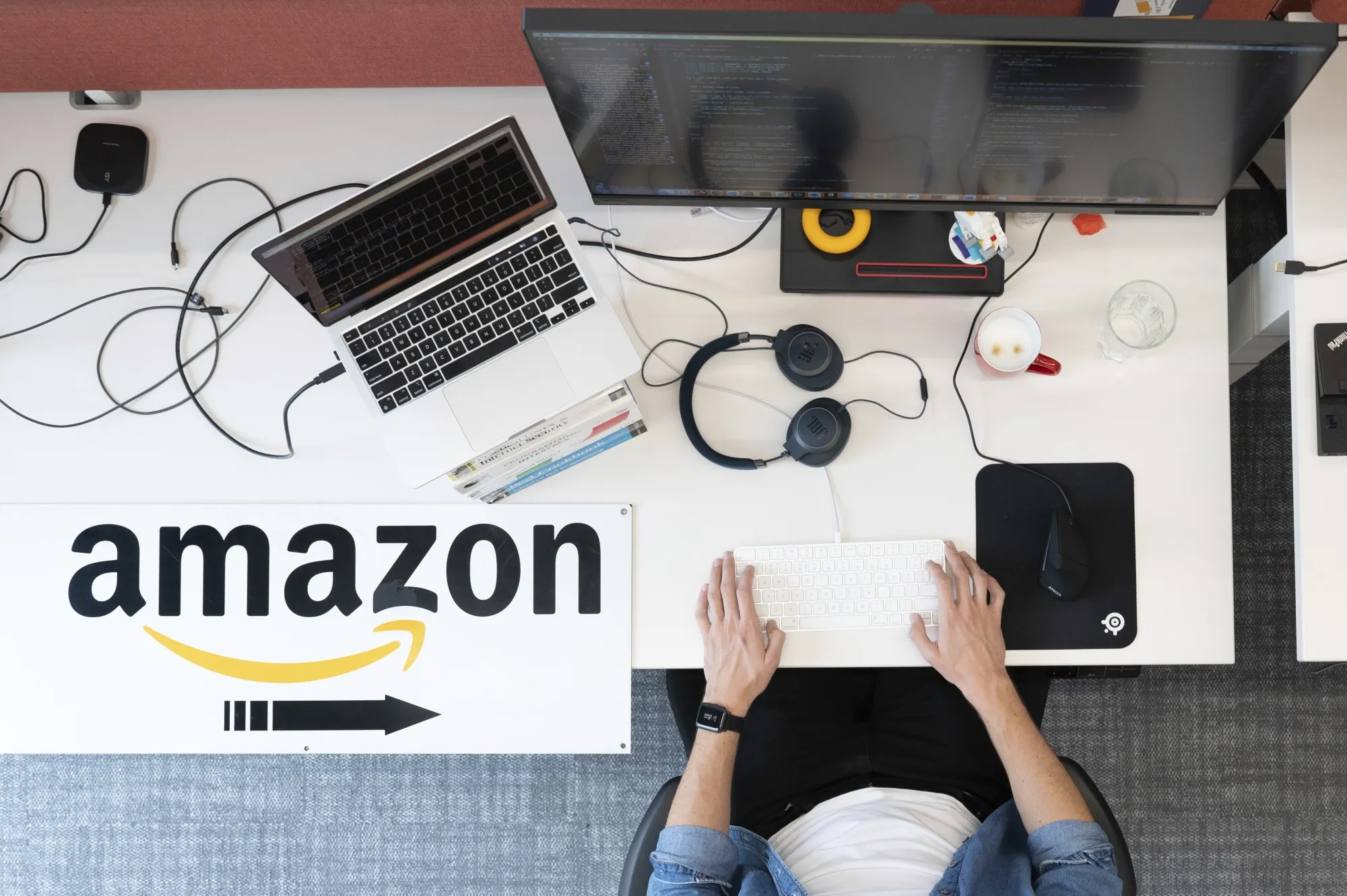 Amazon European Hub in Luxembourg Braces for Record Job Cuts - Bloomberg