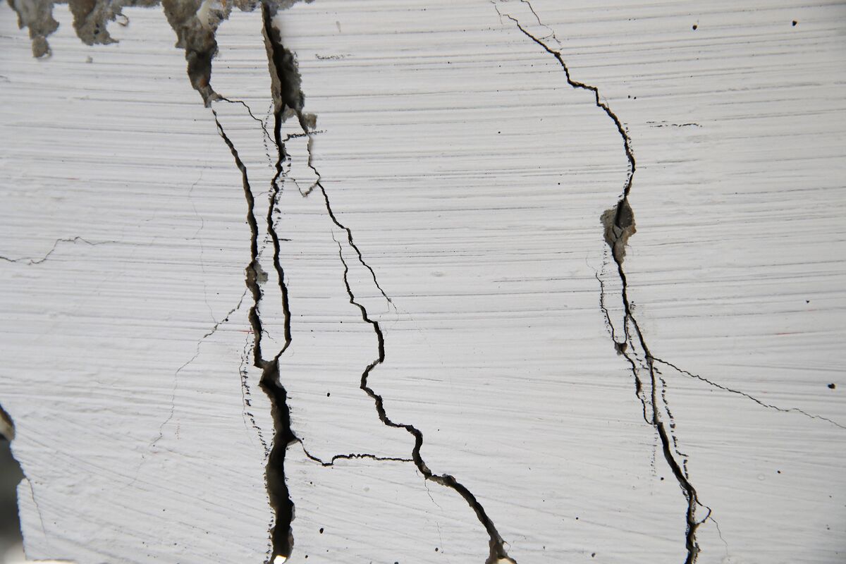 assets.bwbx.io image