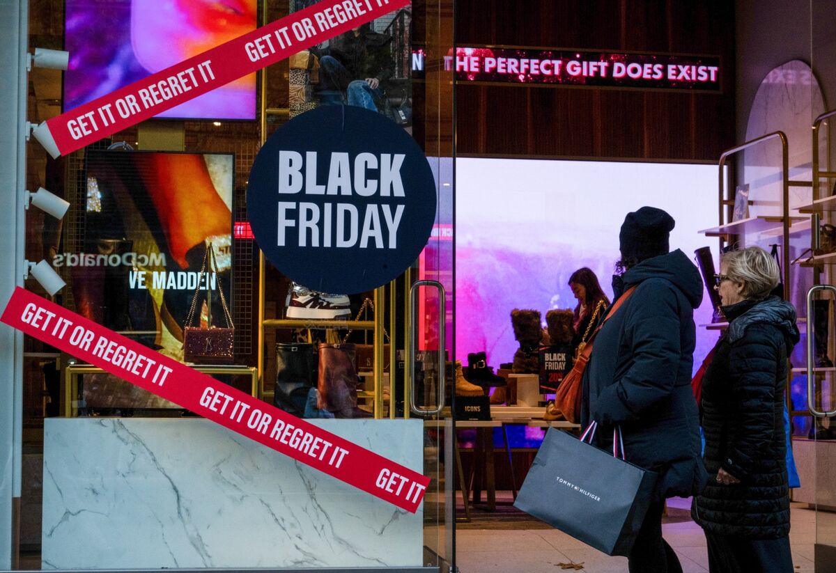 bloomberg.com - Katie Linsell - UK Price Rises Ease as Retailers Roll Out Black Friday Deals