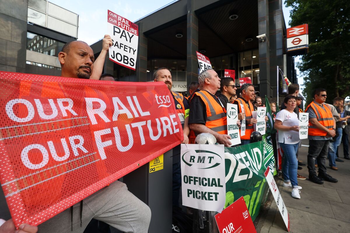 Rail Strike Today: What Train Lines Are Affected by Staff Walkouts? -  Bloomberg