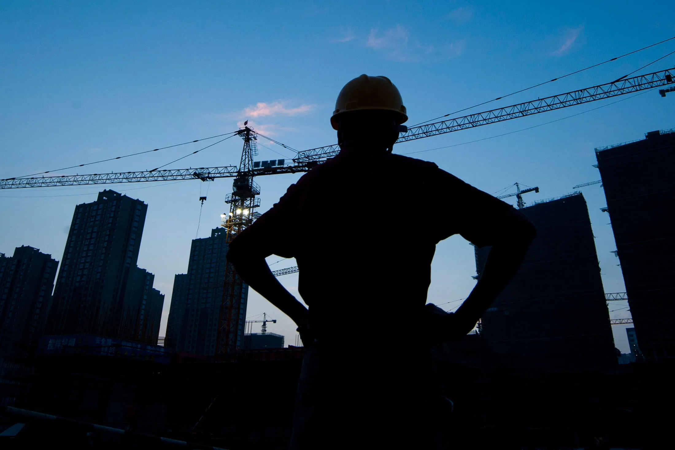 1469483996_china-worker