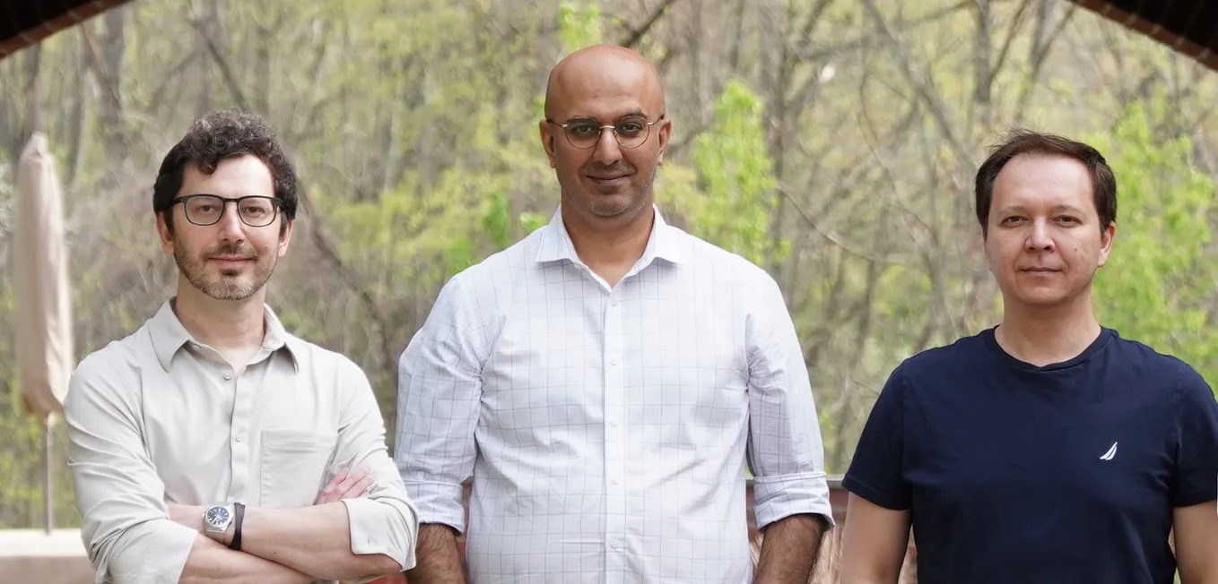 Sooth Labs, whose team includes Chuck Hoover, Yaser Sheikh and Ruslan Salakhutdinov, aims to help businesses forecast the likelihood of specific events taking place.