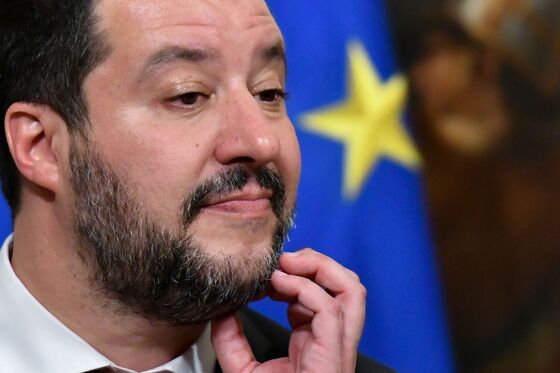 Salvini Calls Merkel ‘Weak’ and Forecasts Losses for Macron