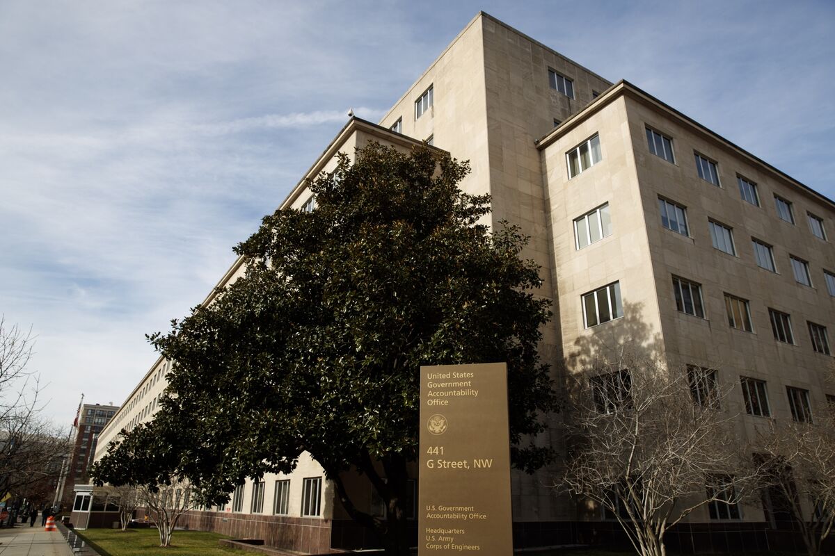 Fund Managers Turn to Lawyers as Old ESG Playbook Falls Flat