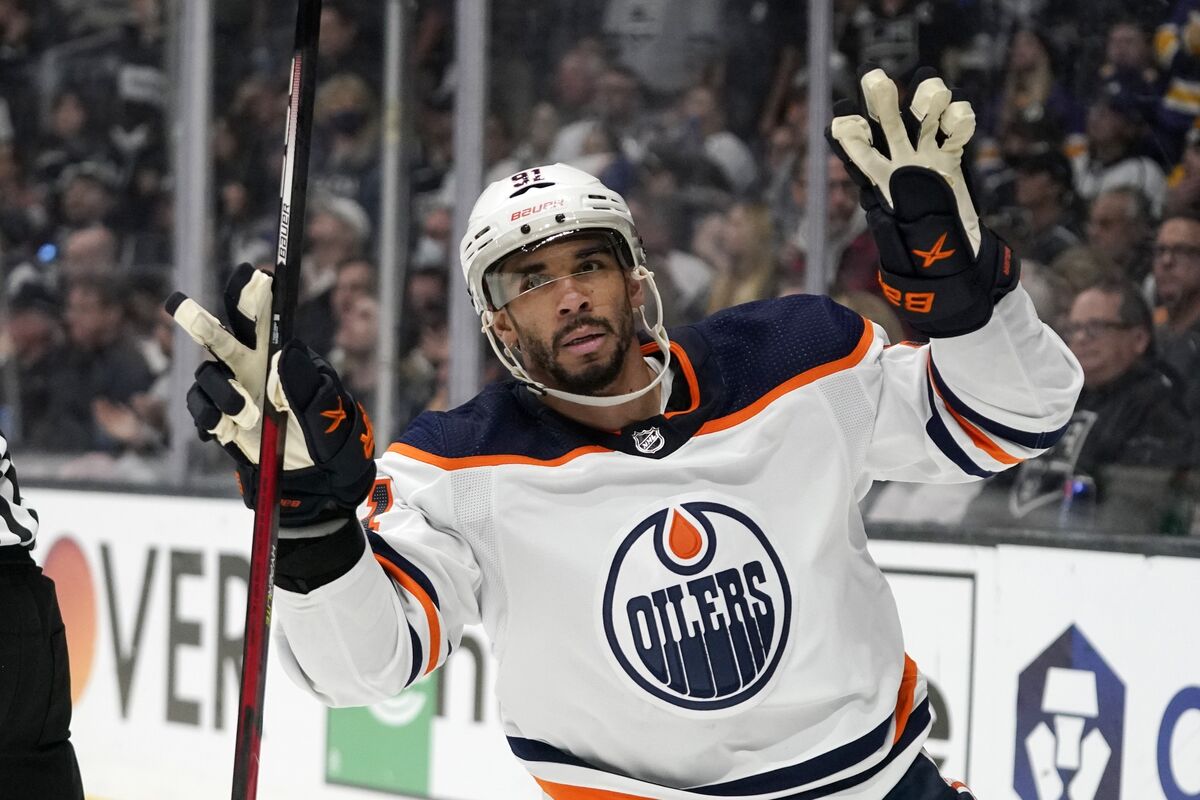 The Edmonton Oilers Are Squandering One Of The Best Young Players In NHL  History