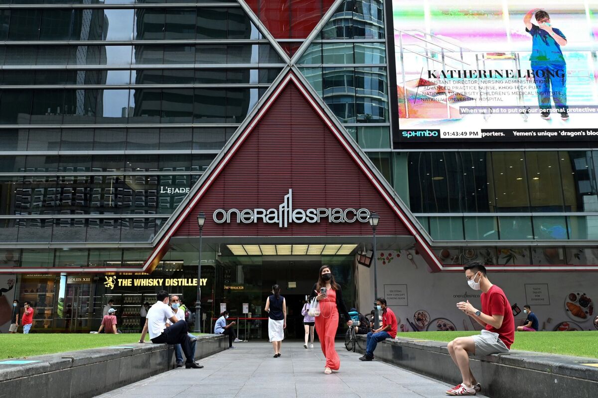 Singapore $1.8 Billion Office Attracts IOI, CapitaLand, Tycoons