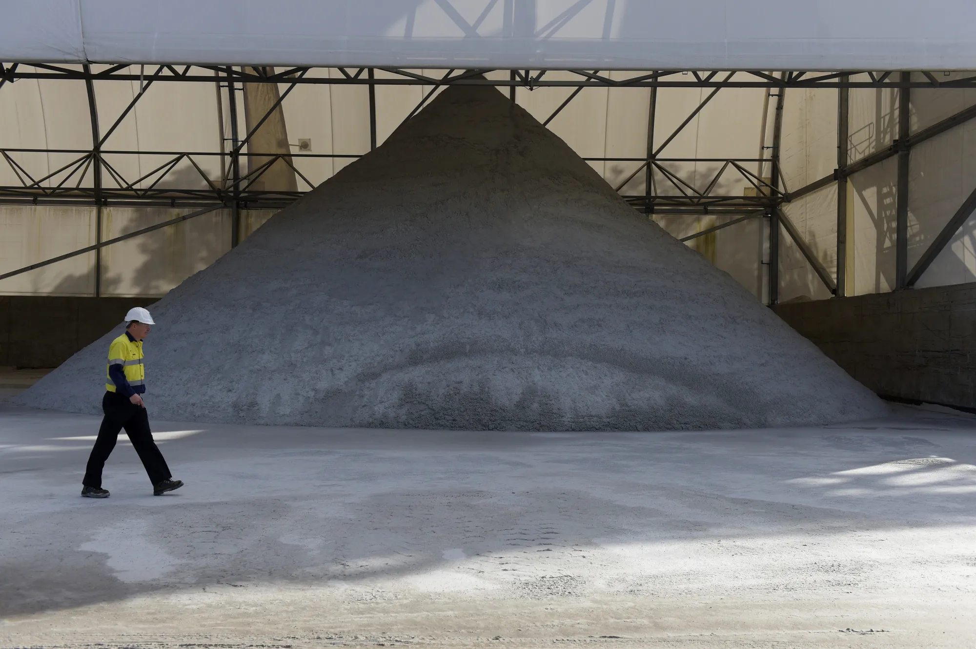 A mound&nbsp;of&nbsp;ore at a Talison Lithium Ltd. site, a joint venture between Tianqi Lithium Corp. and Albemarle Corp.&nbsp;in Greenbushes, Australia.