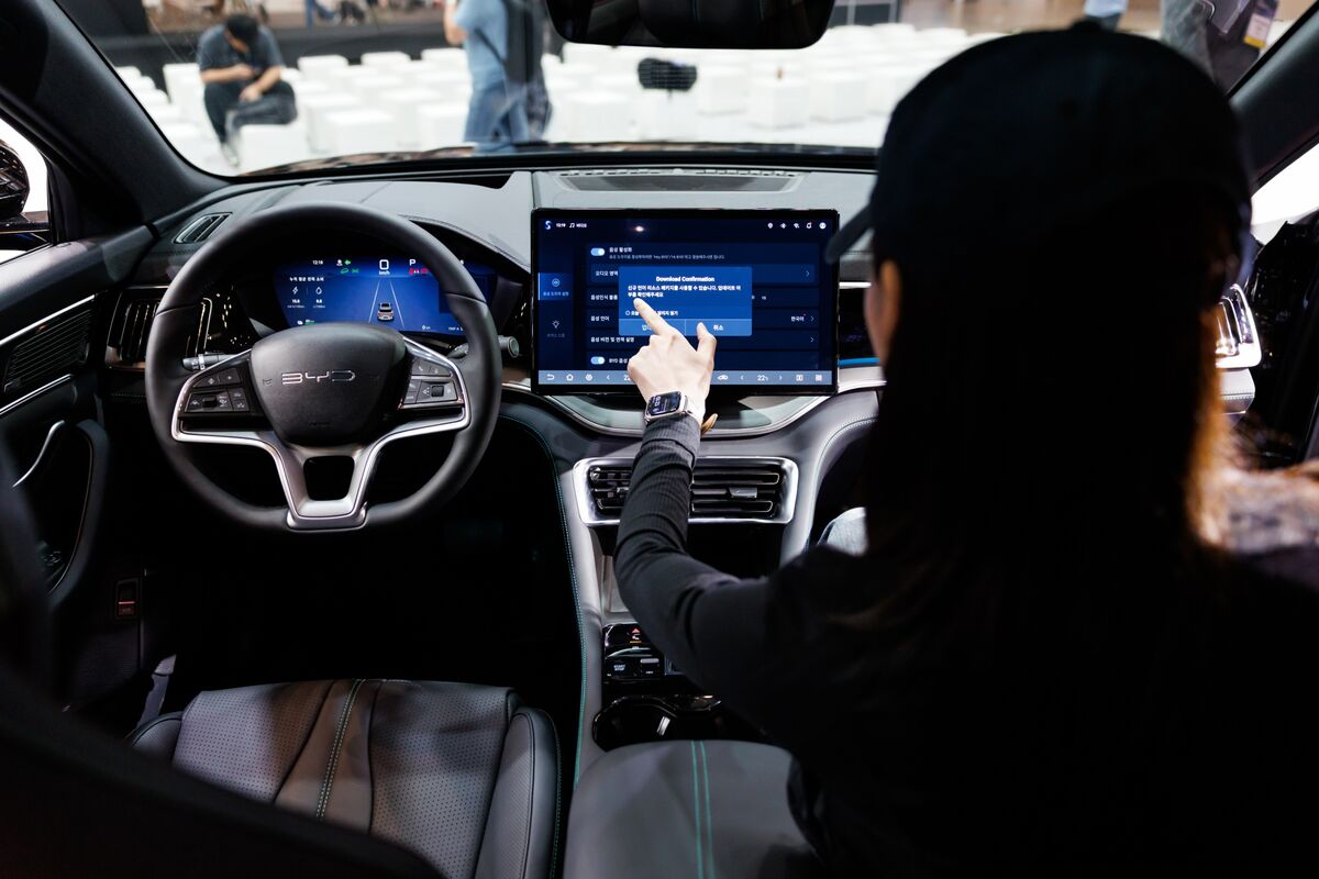 bloomberg.com - Juliana Liu - How China's EV Boom Got Out of Control