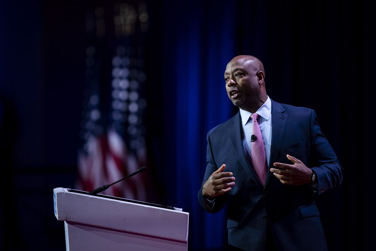 Tim Scott Hopes to Swing Iowa Evangelical Voters With New Ad