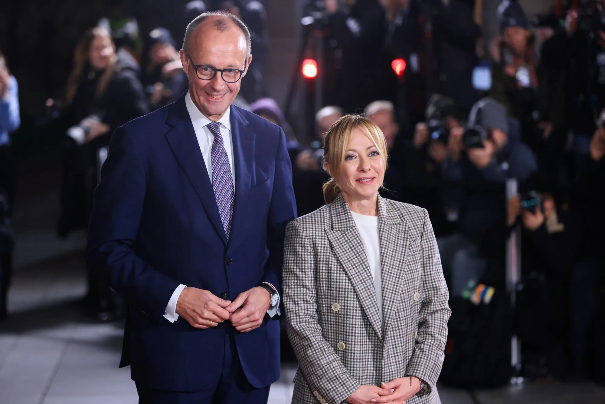 Merz Seeks Closer German Ties With Italy as He Cools on Macron - Bloomberg