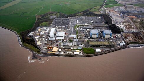 Hinkley Point B nuclear power station stands near Bridgwater, U.K., on Thursday, Dec. 17, 2015. Electricite