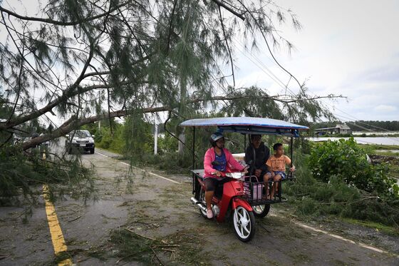 Thai Tropical Storm Weakens After Thrashing Southern Region