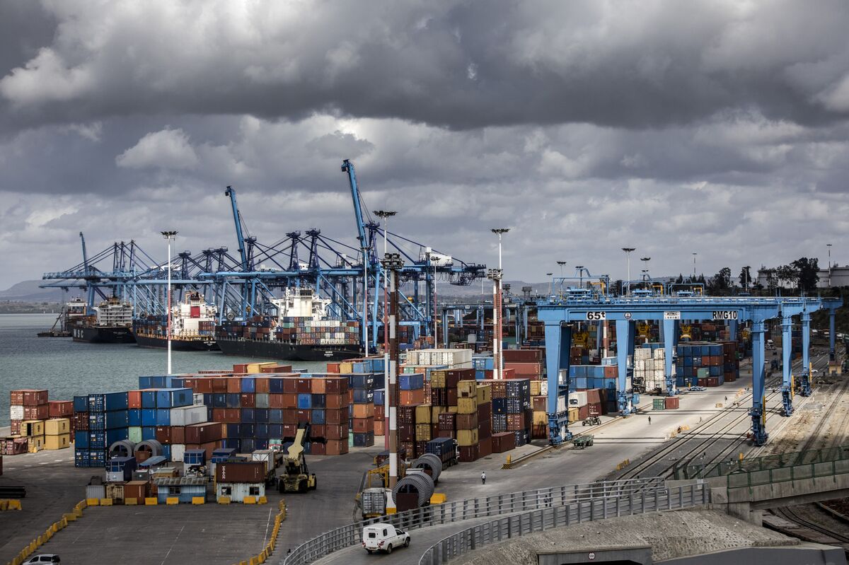 assets.bwbx.io image