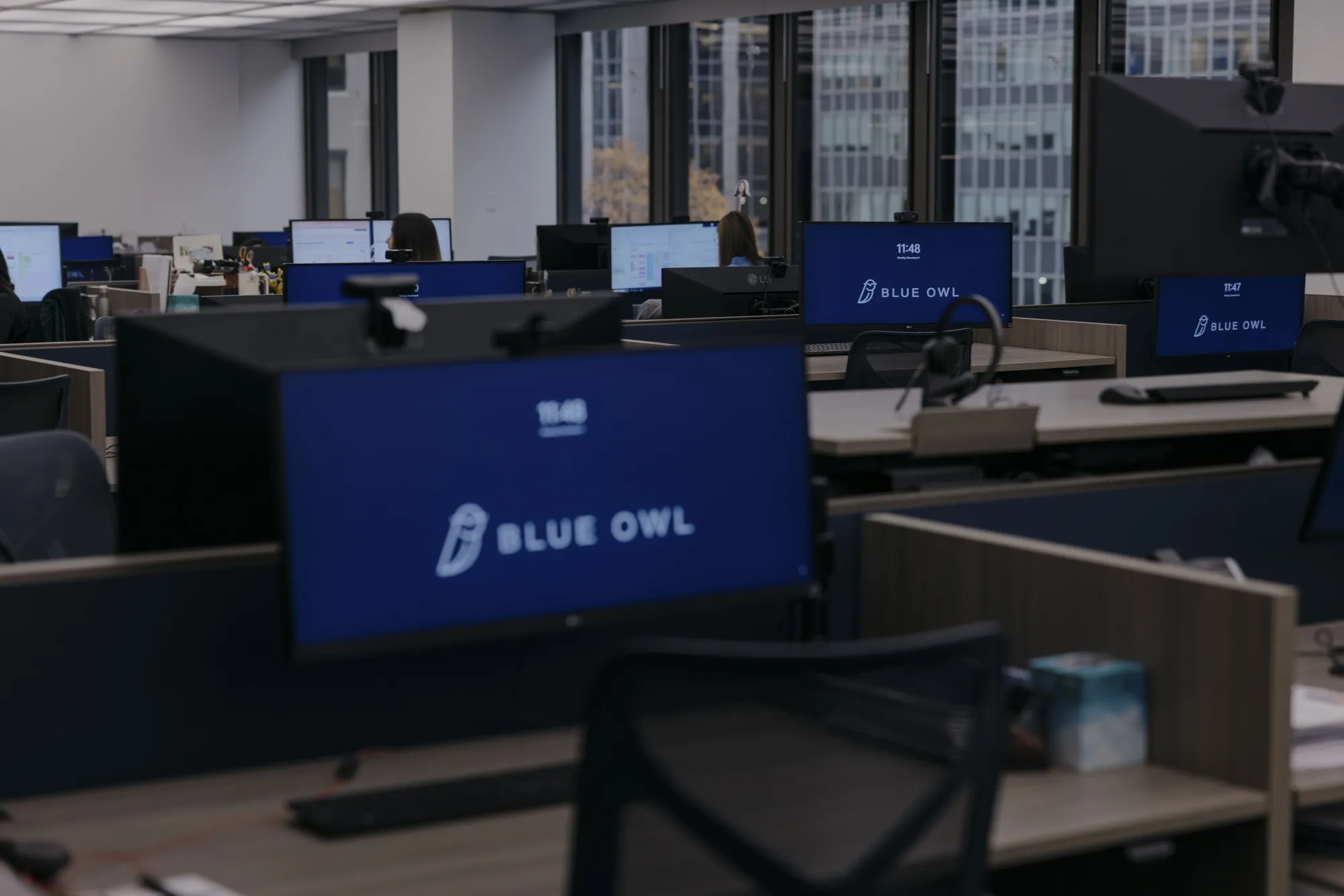 Work stations at the Blue Owl office in New York.