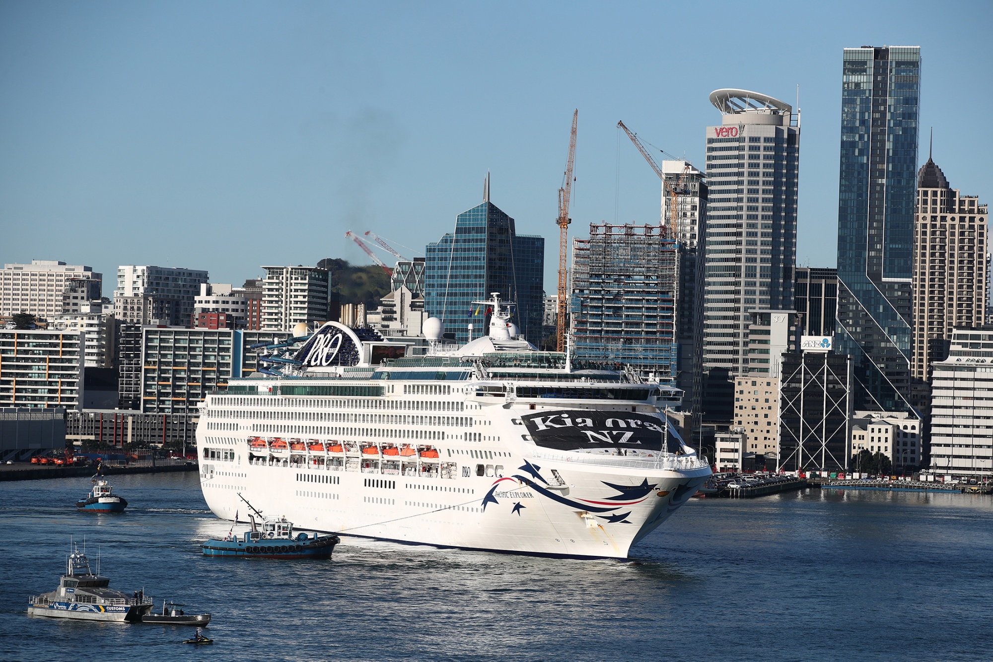 cruise ship departing auckland today
