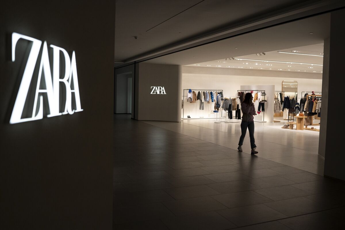 Behind Zara Billionaire’s Modest Lifestyle Is a Growing Fortune