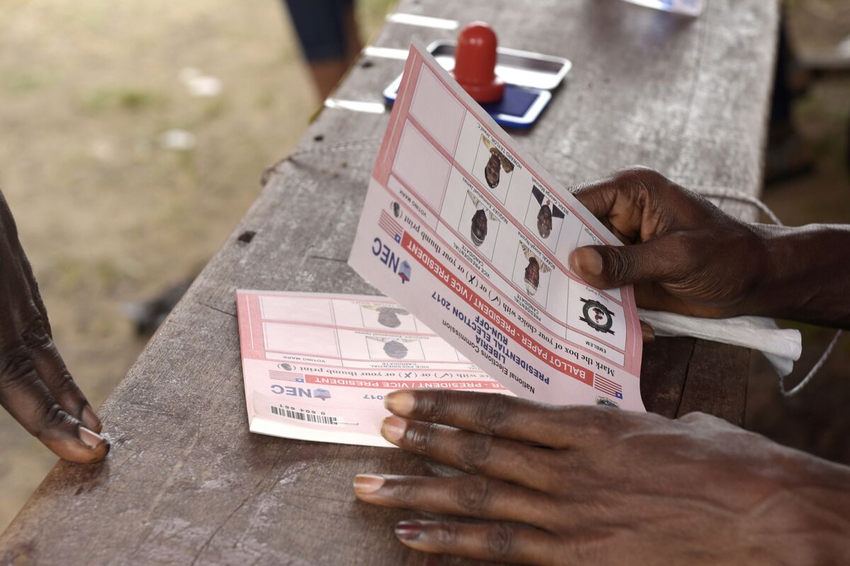 Liberia's Ballot Counting Begins In Presidential Run-Off - Bloomberg