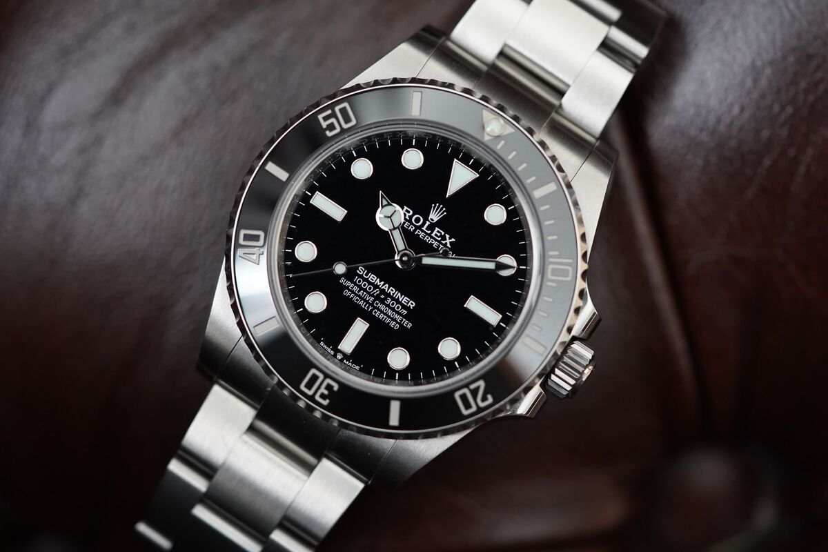 Konkurrence Ung Perioperativ periode What Is It Really Like to Wear the New Rolex Submariner Ref. 124060? -  Bloomberg