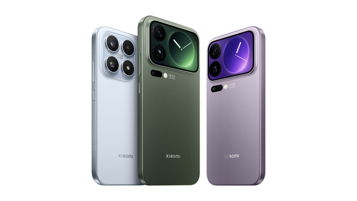 Billionaire Xiaomi Founder Unveils a $630 Answer to iPhone 17
