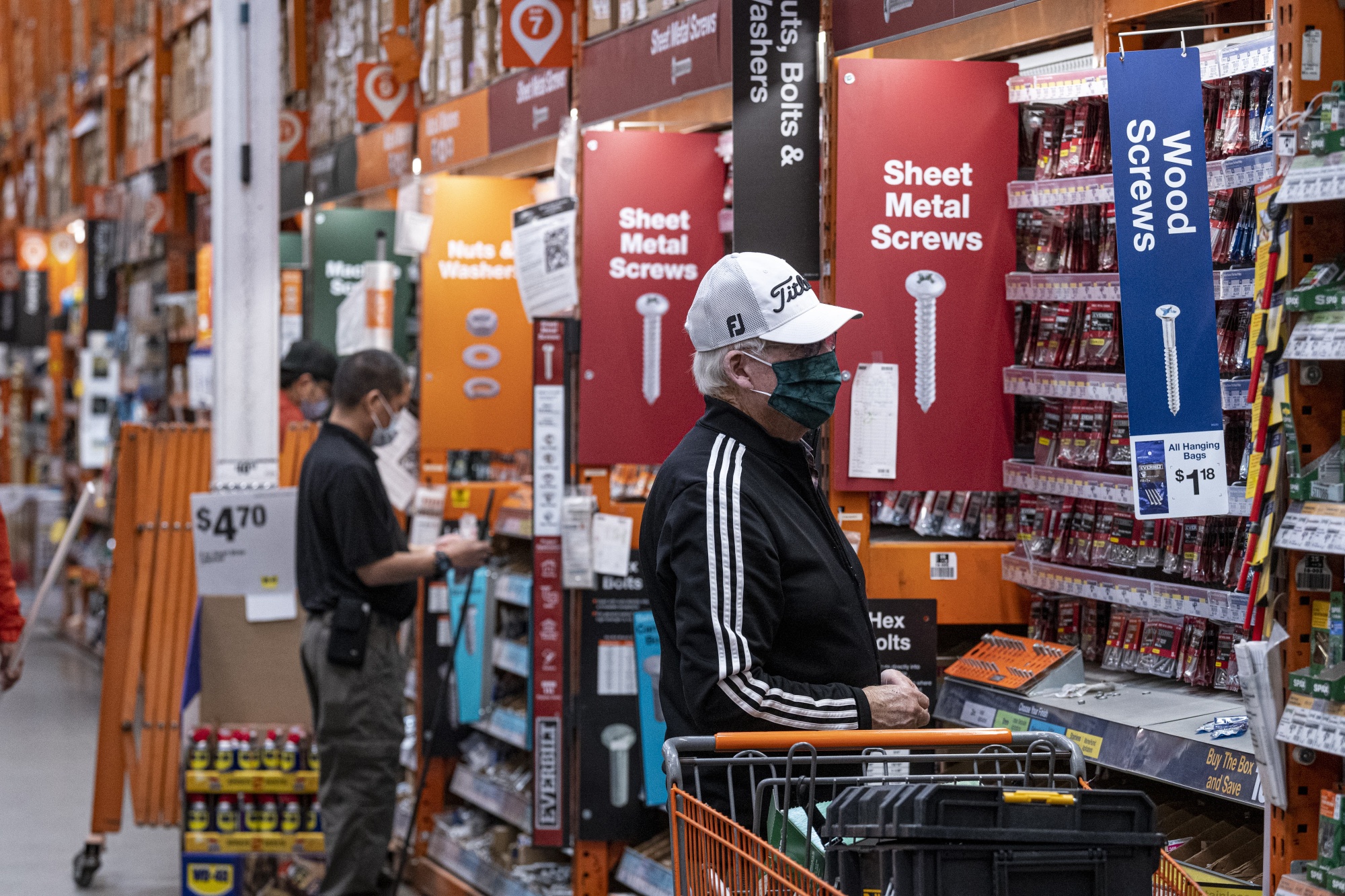 Home Depot (HD) May See Less Brisk Home-Improvement Sales in 2021 -  Bloomberg