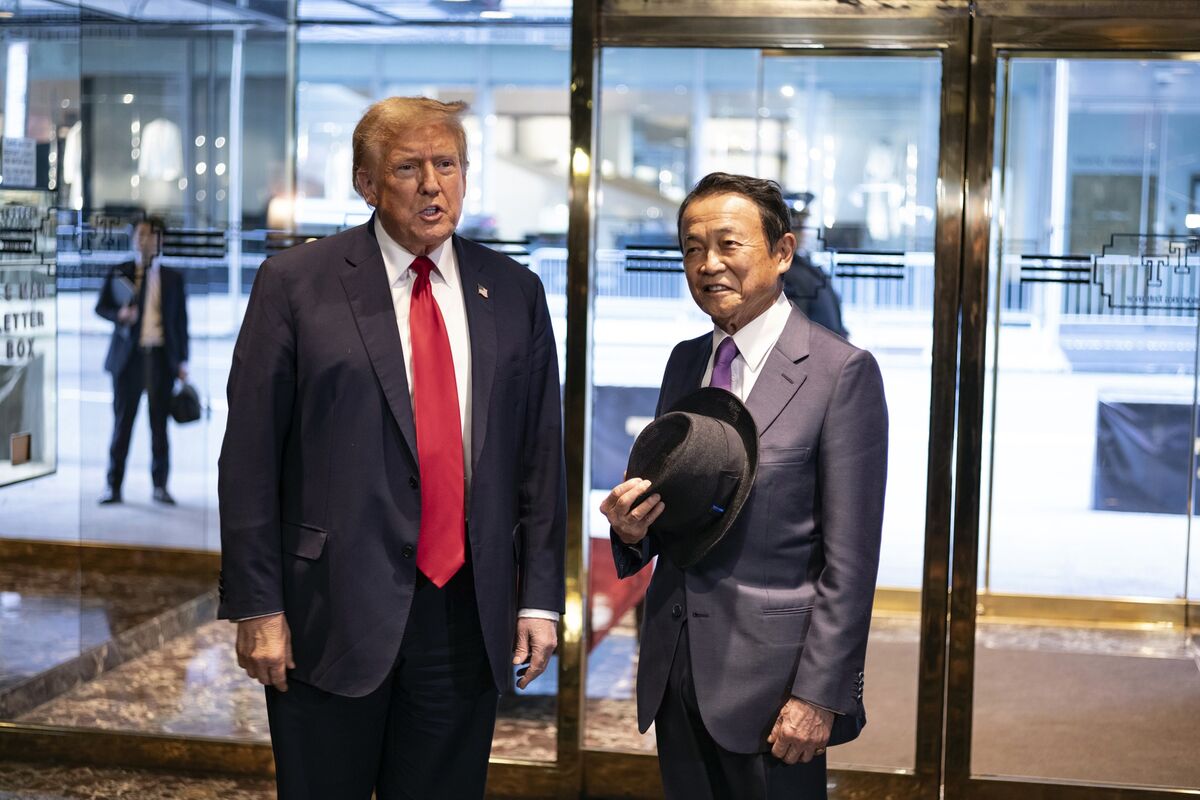 Trump Meets Ex-Japan Premier Aso, Raising Concern Over Weak Yen (JPY ...