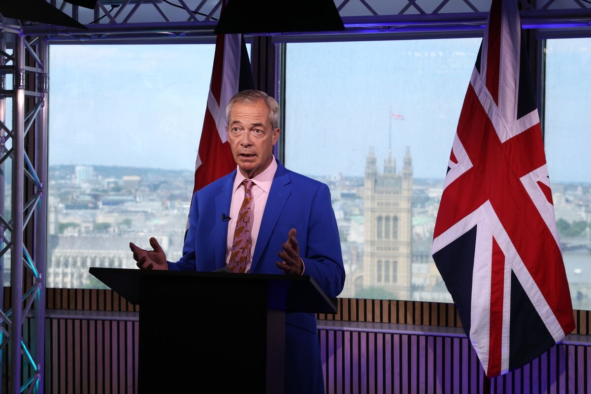 Farage Bets on Trumpian Defiance Winning Over British Voters