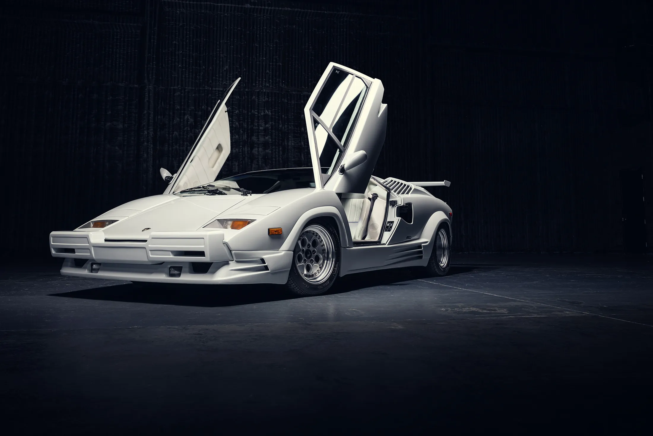 AutoVysion on Lamborghini: The Story of the Bull – From Tractors to Supercars