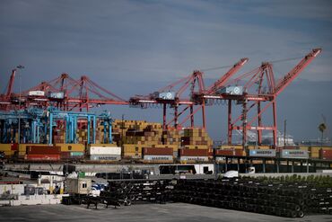 US Ends Tariff Exemption For Small Packages, Upending Global E-Commerce