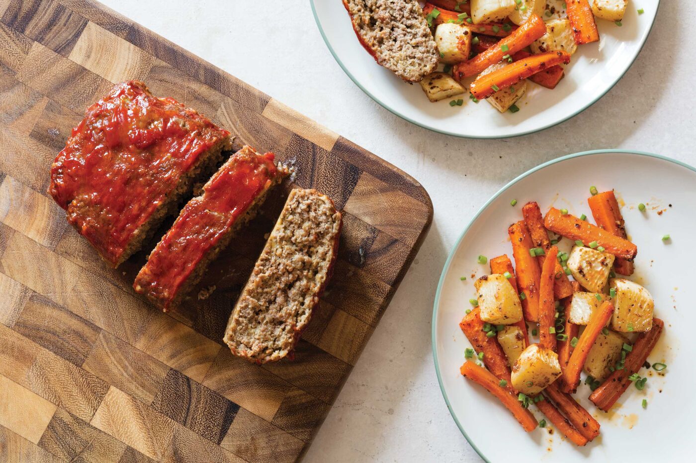 Best Meatloaf Recipe With Saltines and Spicy Ketchup Glaze Bloomberg