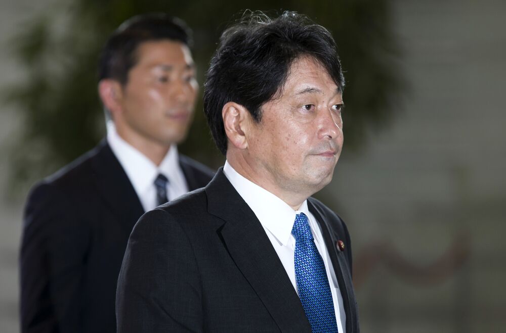 【開店記念セール！】 防衛相に小野寺氏、組織立て直しへ経験者起用－安倍政権 - Bloomberg 財務、会計